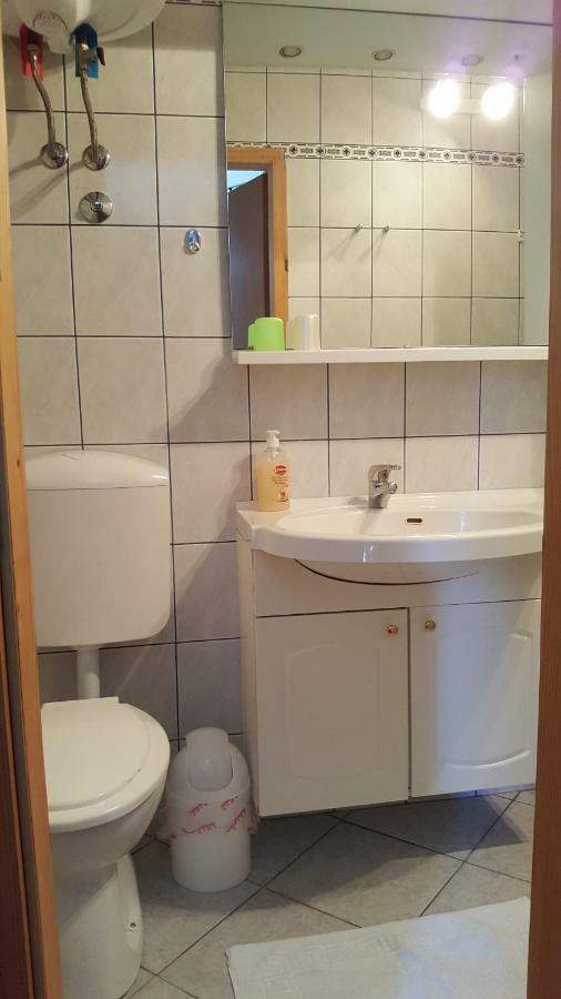 Guest House Dijana Krk Town Bagian luar foto